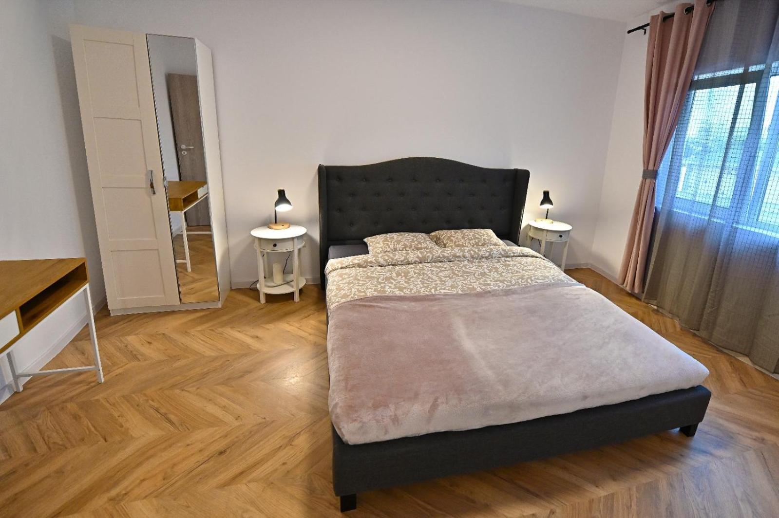 Adora Apartment Pitesti