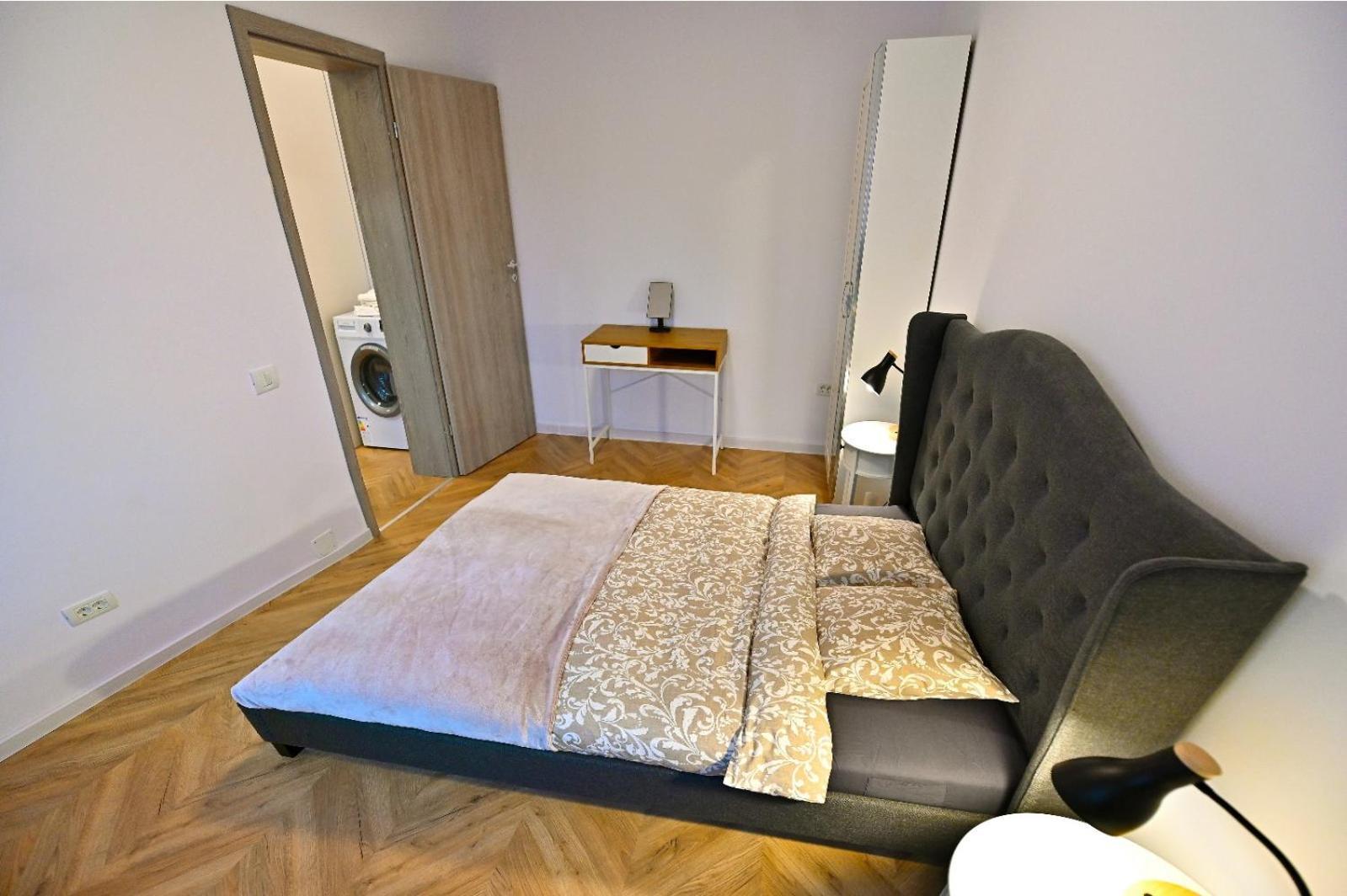 Apartment Adora